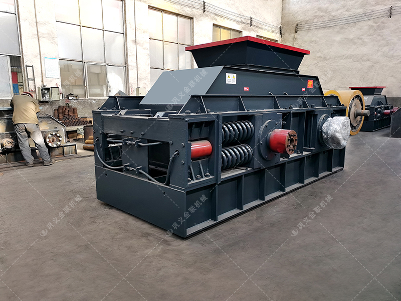 鵝卵石對輥破碎機介紹，為什么選擇金聯(lián)機械？