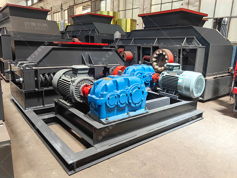 2pg500*750對輥破碎機發(fā)往廣東佛山破碎石英砂