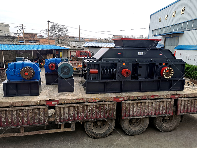 時產(chǎn)30-300噸玄武巖對輥制砂機(jī)生產(chǎn)線配置及工藝流程介紹 時產(chǎn)30-300噸玄武巖對輥制砂機(jī)生產(chǎn)線配置及工藝流程介紹