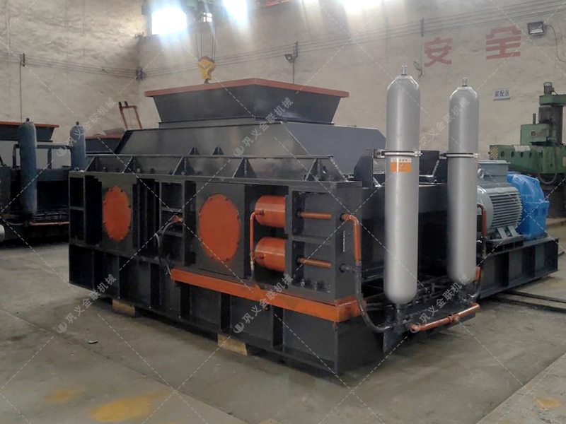 如何選擇對(duì)輥制砂機(jī)的生產(chǎn)廠家？